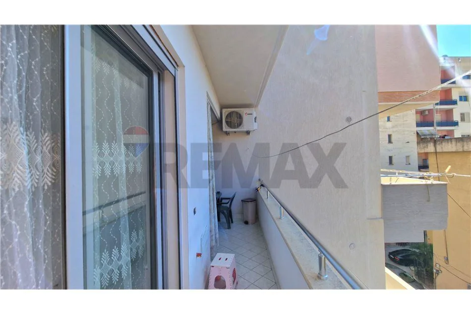 Shqiperi, shitet apartament 2+1 Kati 4, 84 m² 137.000 € (Rruga Sulejman Delvina, Vlorë)