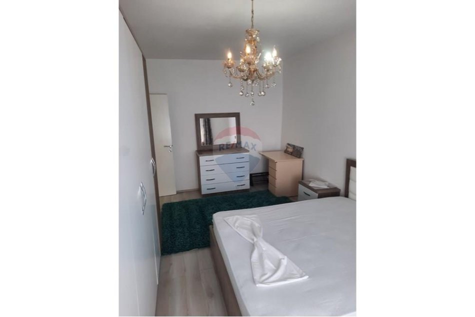 Tirane, jepet me qera apartament 2+1 , 109 m² 901 € 