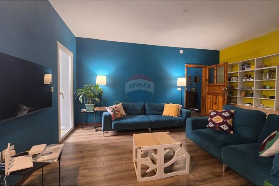 Tirane, jepet me qera apartament 2+1+Ballkon , 72 m² 750 € (Myslym Shyri)
