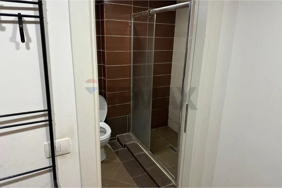 Tirane, jepet me qera apartament , 60 m² 480 € (Rruga Bill Klinton, Tiranë)