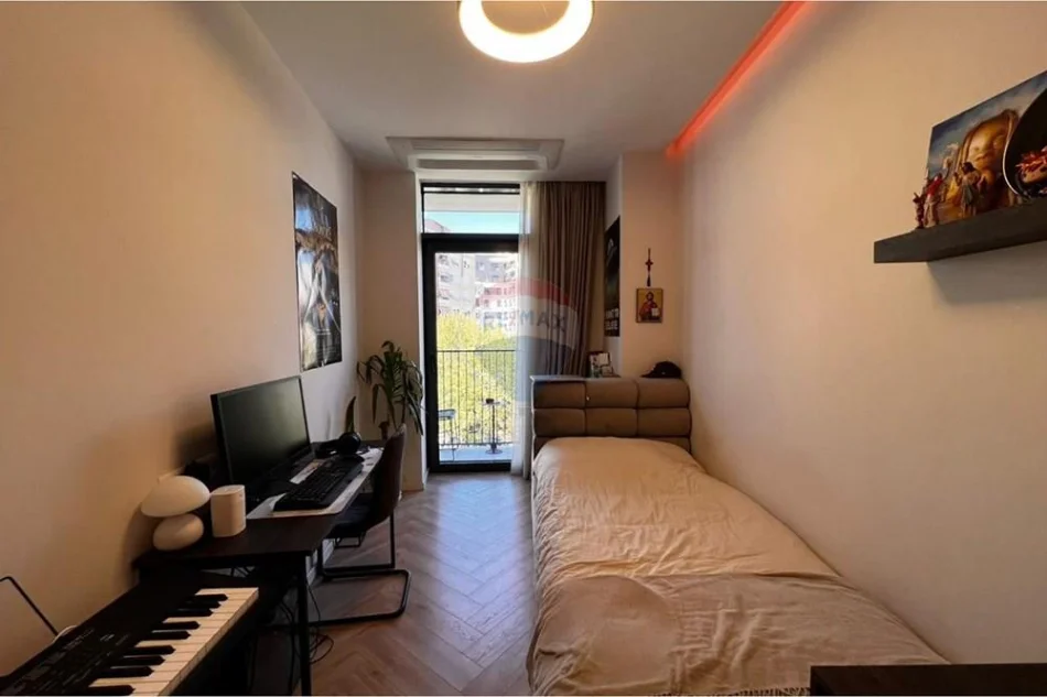 Tirane, shitet apartament 3+1 , 126 m² 650.000 € (Rruga e Kosovarëve, Tiranë)