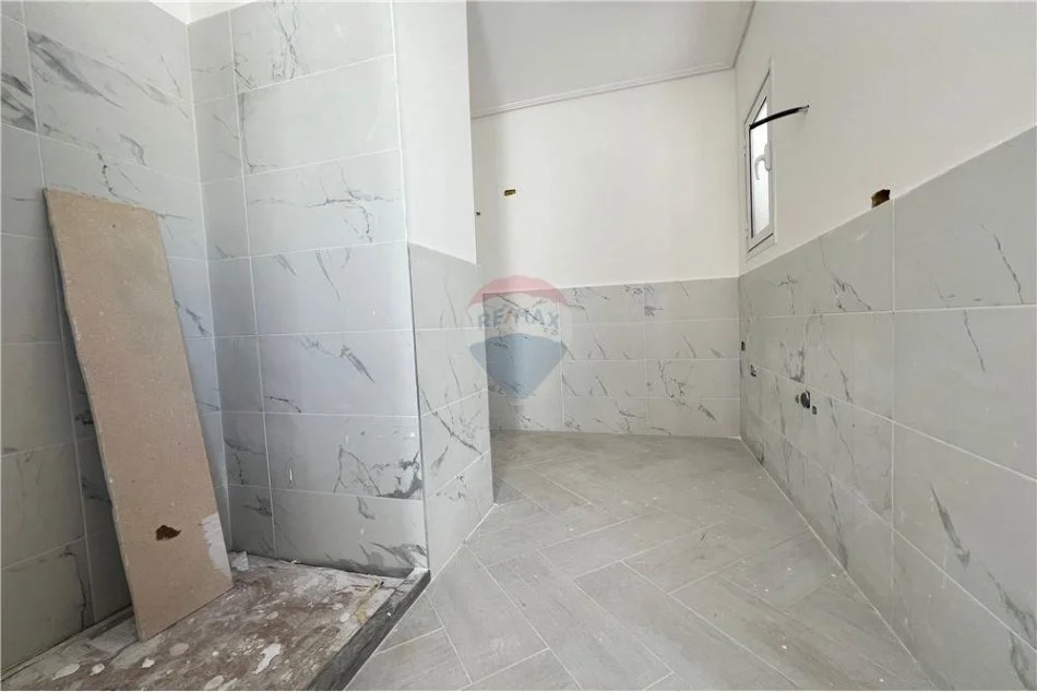 Vlore, shitet apartament+verande | Penthouse 2+1 , 147.600 € 
