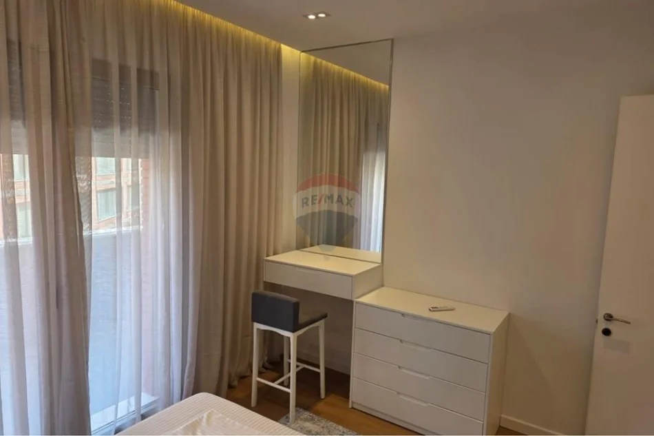 Shqiperi, jepet me qera apartament 1+1 , 70 m² 1.000 € (kompleksi delijorgji)