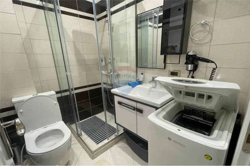 Vlore, shitet garsonier 1+1 Kati 4, 42 m² 115.000 € (Rruga Dhimitër Konomi, Vlore)