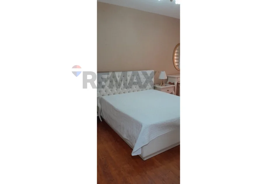 Tirane, jepet me qera apartament 2+1+Ballkon , 100 m² 800 € 