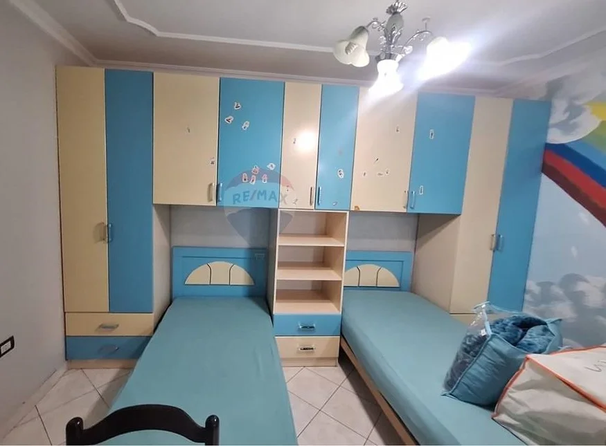 Tirane, shitet apartament 2+1 Kati 3, 119 m² 220.000 € (Rruga Dritan Hoxha ID: 530411012-187)