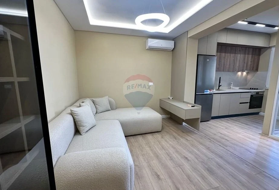 Tirane, shitet apartament 1+1 Kati 3, 48 m² 128.000 € (RRUGA MUHAMET GJOLLESHA)