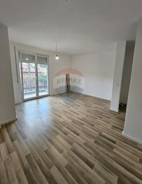 Tirane, shitet apartament 1+1 , 44 m² 92.000 € (shkolla e baletit ID: 530571006-7)