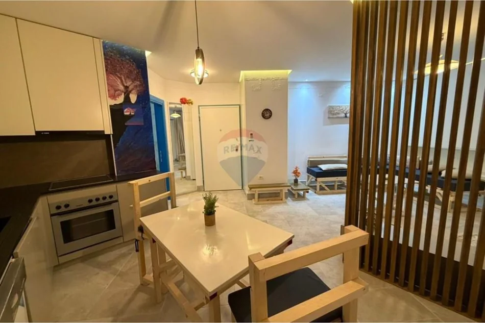 Tirane, shitet apartament 1+1 , 70 m² (kodra e diellit)