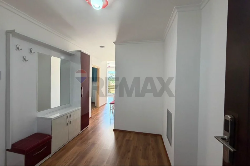 Tirane, shitet apartament , 77 m² 111.680 € 