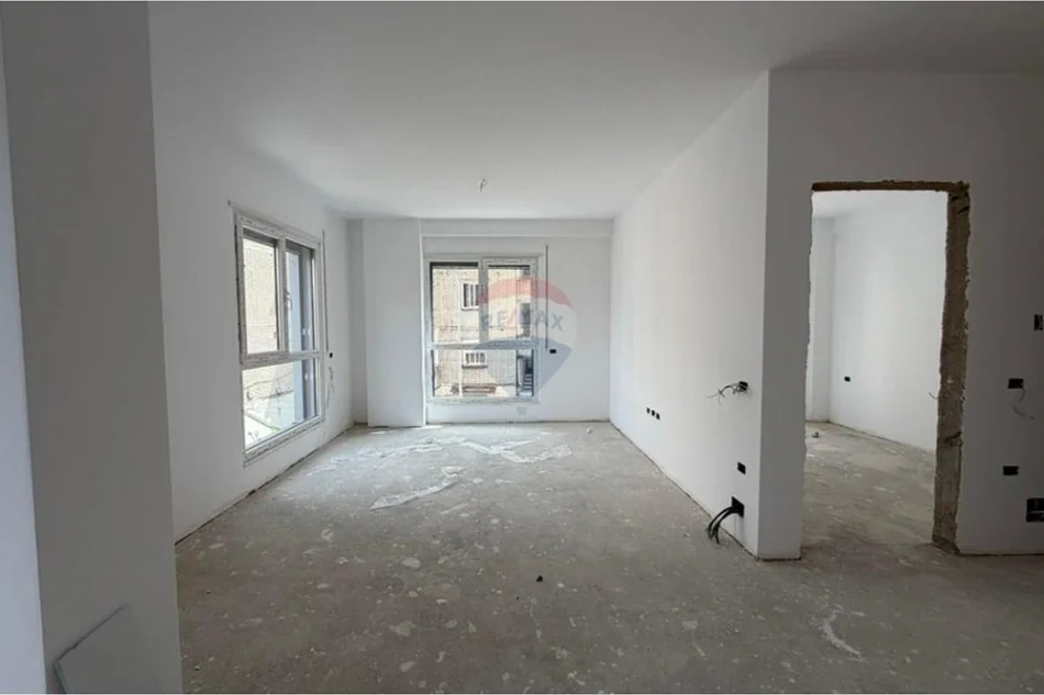 Tirane, shitet apartament , 86 m² 160.000 € 