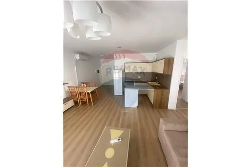Tirane, jepet me qera apartament 2+1 , 95 m² 550 € (Kompleksi Kontakt, Shqipëri)