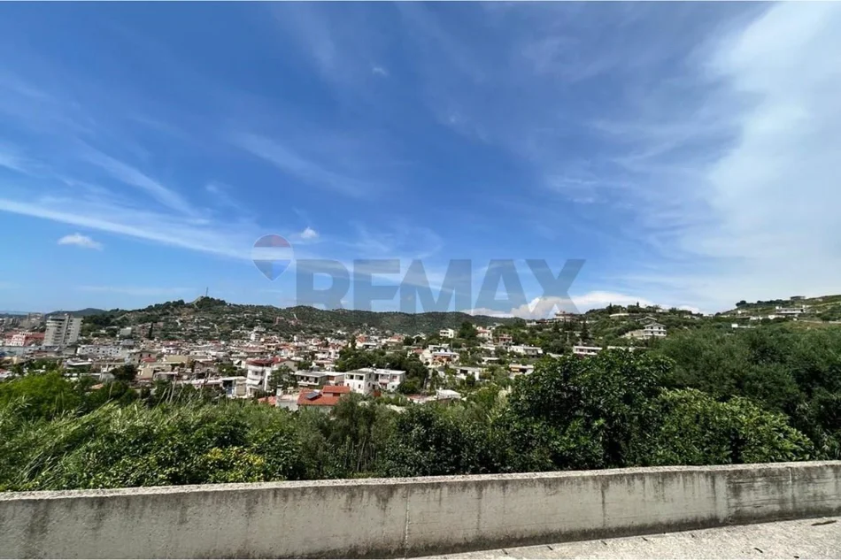shitet shtepi Vile 1 Katshe Kati 0, 500 m² 170.000 € (Lagjja 4 Heronjtë, Rruga Drashovica, Vlorë)