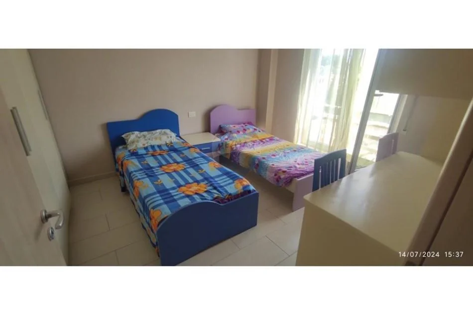 Tirane, jepet me qera apartament 2+1+Ballkon , 100 m² 600 € 