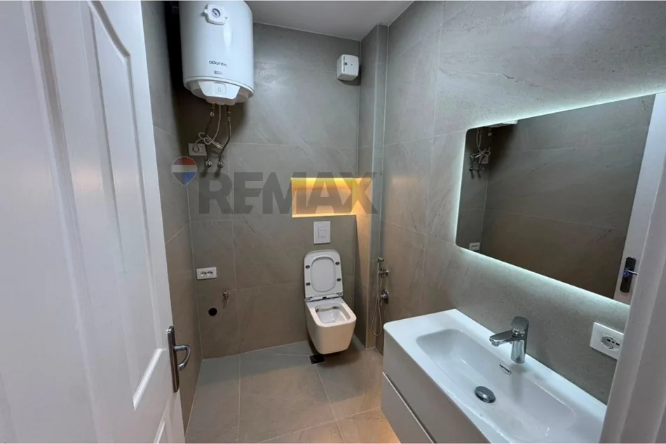 Tirane, shitet apartament 2+1+Ballkon , 108 m² 163.000 € (Rruga Teodor Keko, Tiranë)