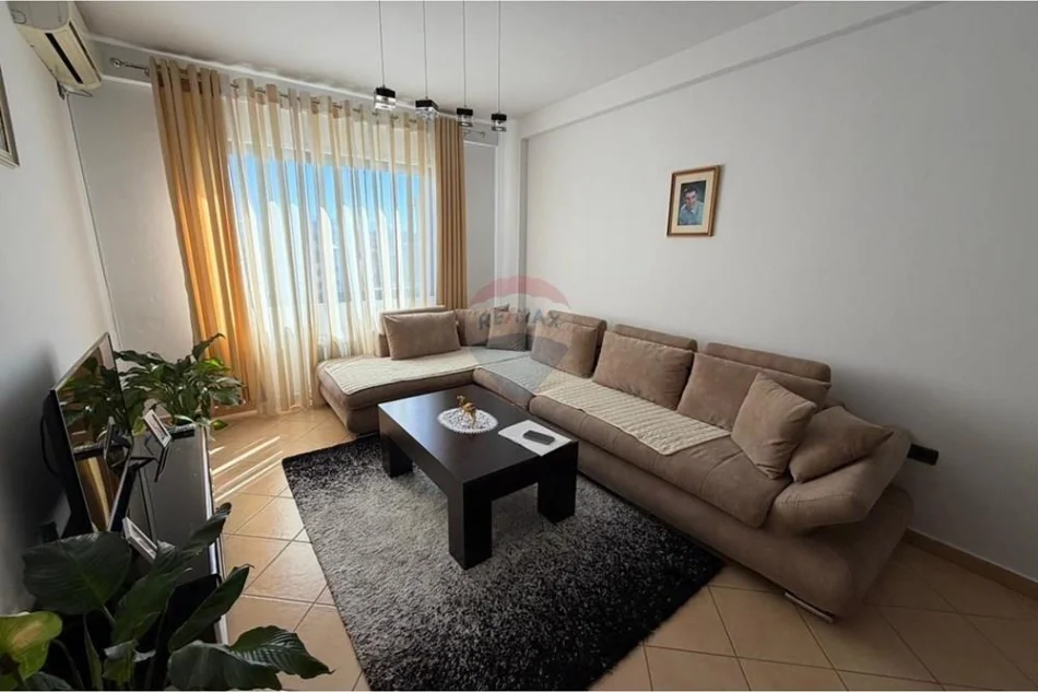 Tirane, shitet apartament 2+1+Aneks+Ballkon Kati 6, 106 m² 147.000 € (rruga dajtit)