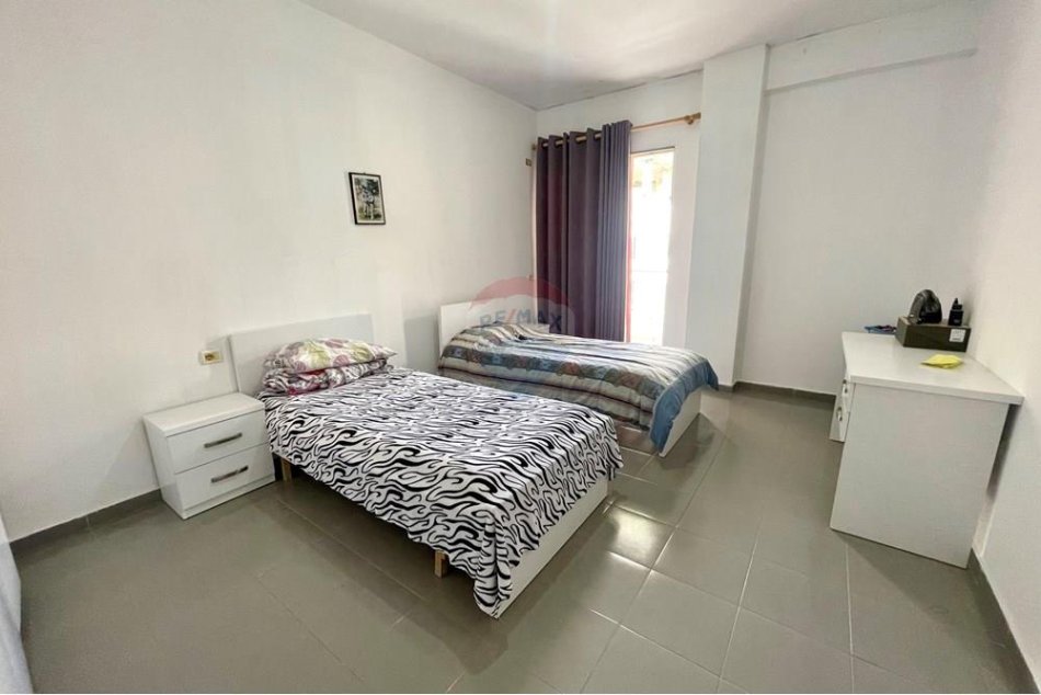 Tirane, shitet apartament 2+1 Kati 4, 130 m² (KMY, Yzberisht (ID: 530181053-662)