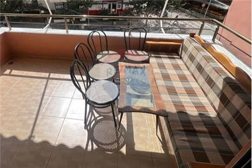 JEPET ME QIRA APARTAMENT 3+1+2 te Komuna e Parisit