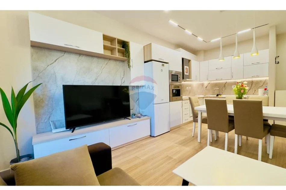 Tirane, jepet me qera apartament Kati 3, 102 m² 900 € (Jordan Misja)
