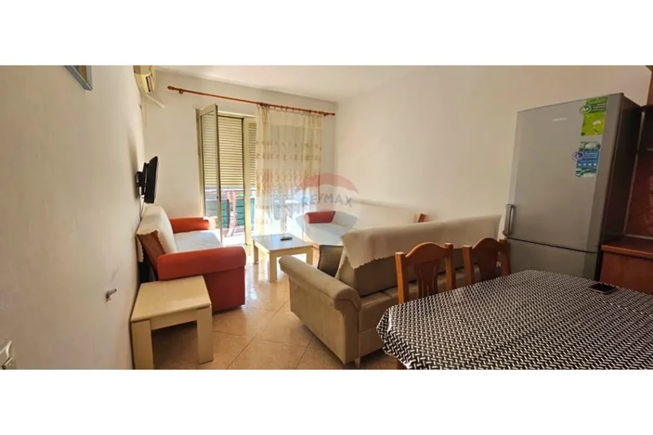 Tirane, jepet me qera apartament , 120 m² 600 €