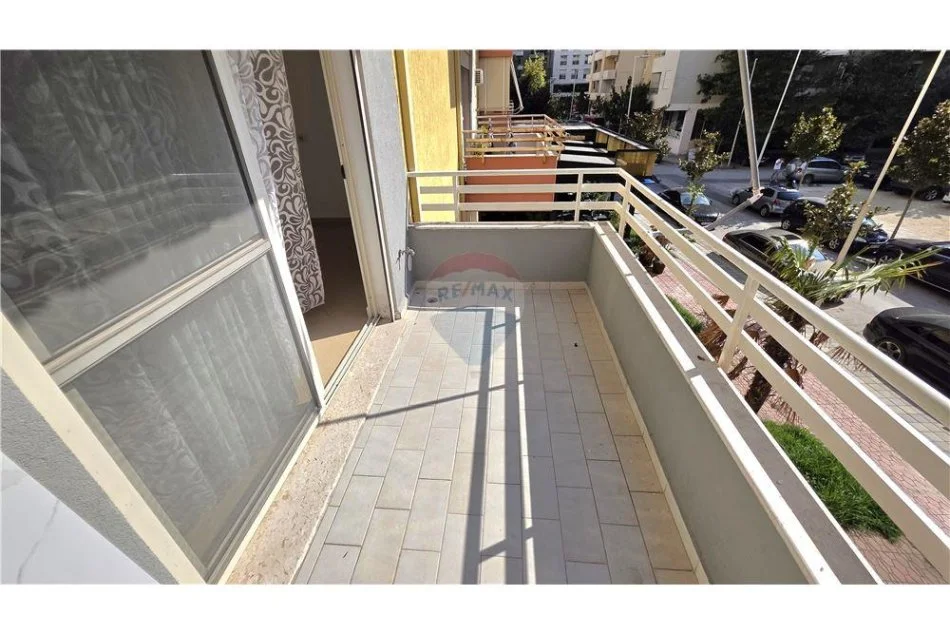Vlore, shitet apartament 2+1 Kati 2, 102 m² 150.000 € (Rr.Cipajve, Vlore)