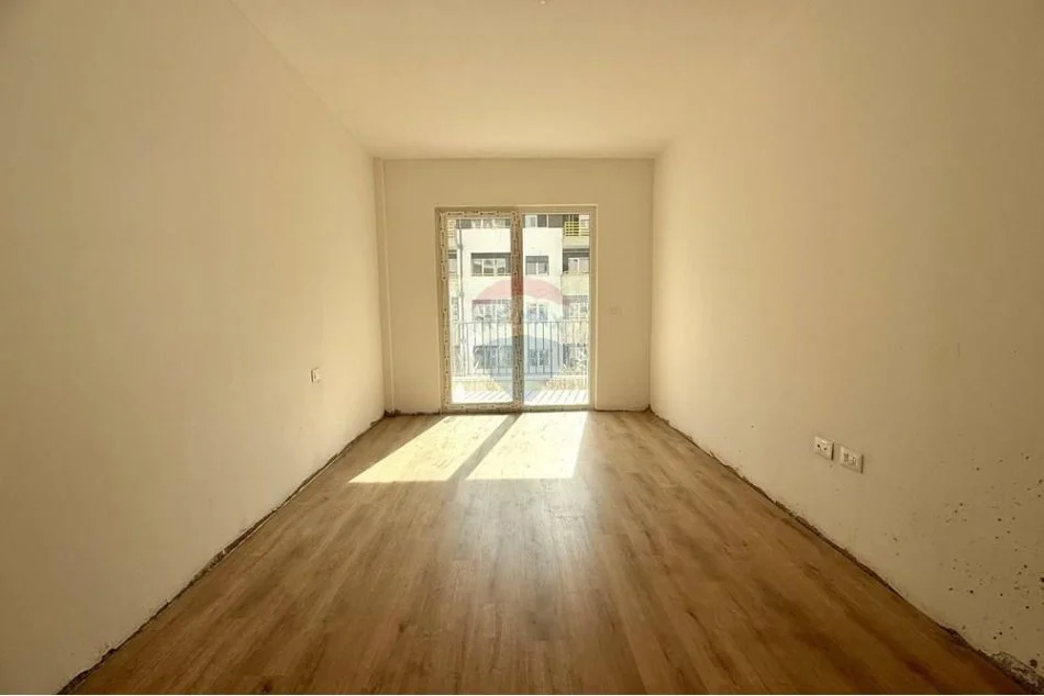 Tirane, shitet apartament 2+1+Aneks+Ballkon Kati 5, 119 m² 189.900 € (rruga dritan hoxha)