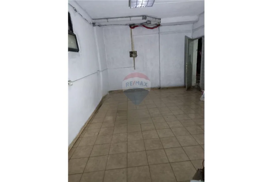 Vlore - Lungomare, shitet ambjent biznesi Kati 0, 65 m² 120.000 € (Lungomare, Vlorë)