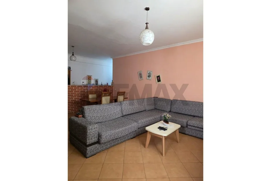 Tirane, shitet apartament , 107 m² 136.000 € 