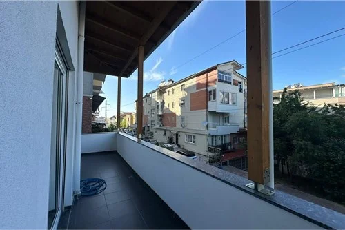 Tirane, jepet me qera apartament 2+1 , 120 m² 800 € 