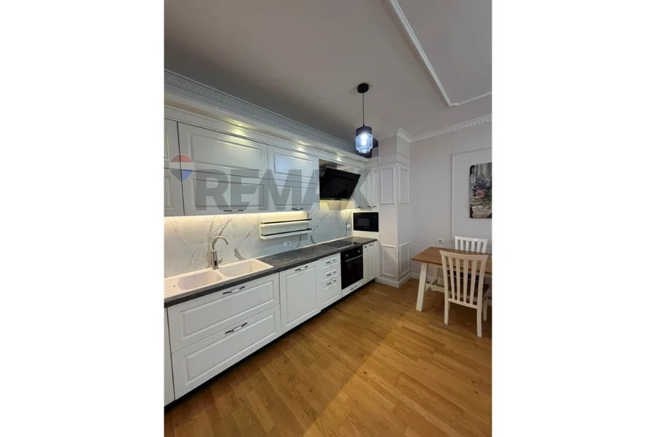 Tirane, shitet apartament , 117 m² 340.000 € (Kopshti Zoologjik)