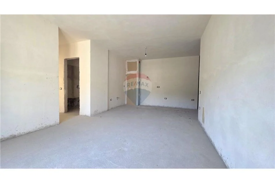 Vlore, shitet apartament 4+1 Kati 7, 102 m² 280.000 € (Pas Da Vinci - Lungo Mare, Vlorë)