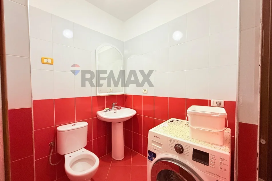 Tirane, jepet me qera apartament , 115 m² 650 € 