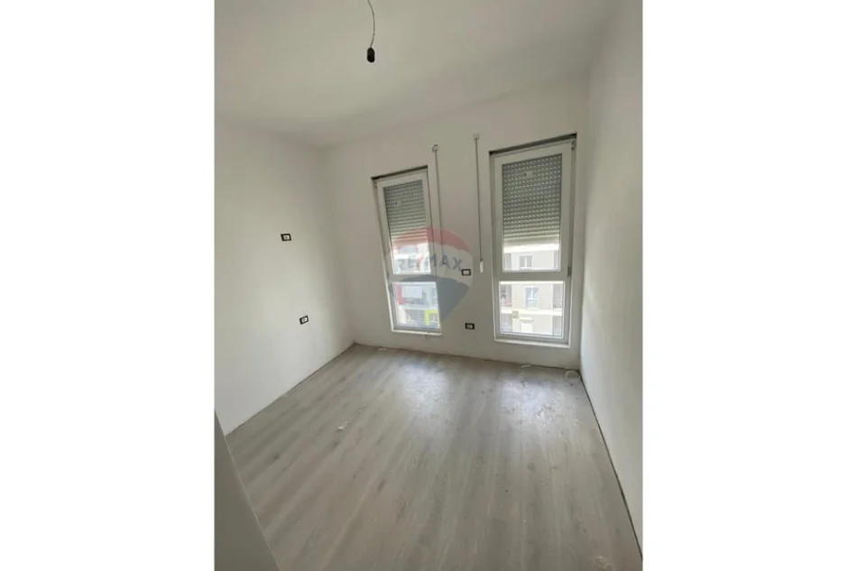 Tirane, shitet apartament duplex , 86 m² 112.000 € (Univers City)