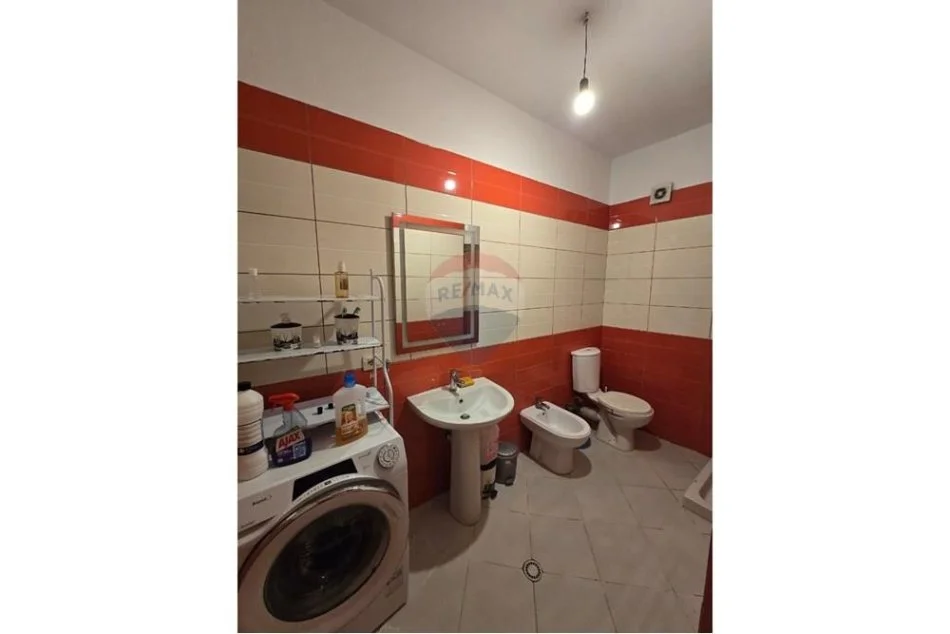 Tirane, shitet apartament 1+1 Kati 7, 80 m² 128.000 € (Rruga Mikel Maruli, Tiranë)