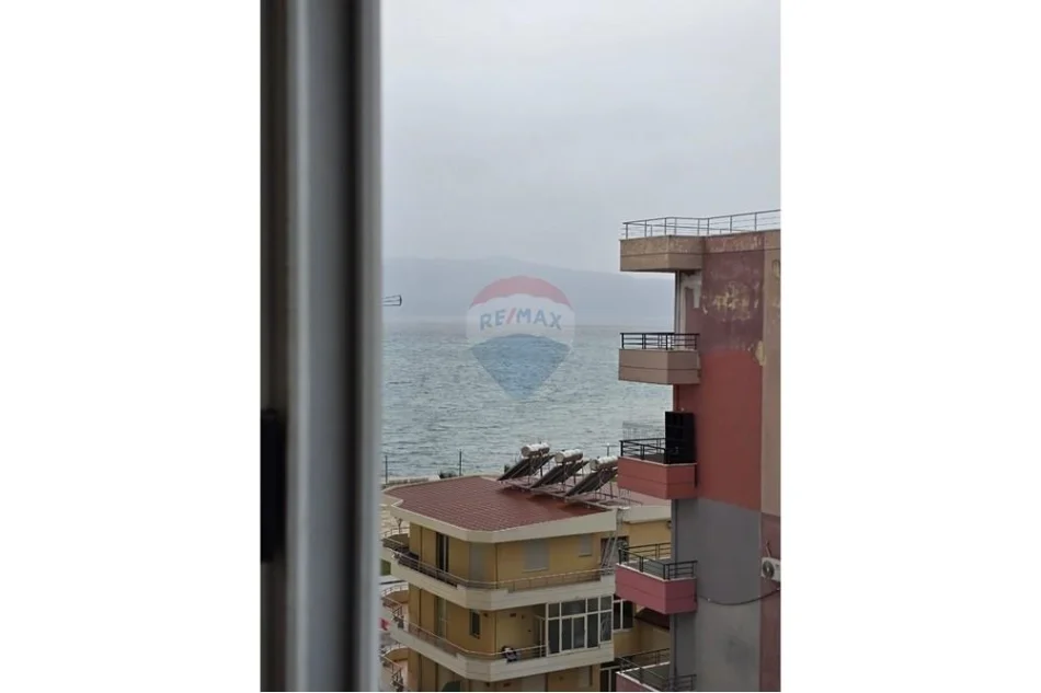 Vlore, shitet garsonier 1+1 , 44 m² 82.000 € (Lungomare,pran Rires, Vlorë)