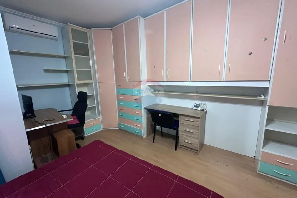 Tirane, jepet me qera apartament Kati 7, 110 m² 1.040 € 