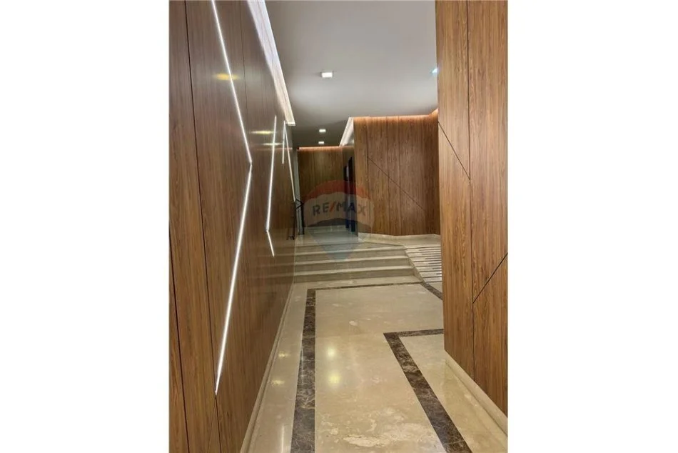 Tirane, jepet me qera zyre , 