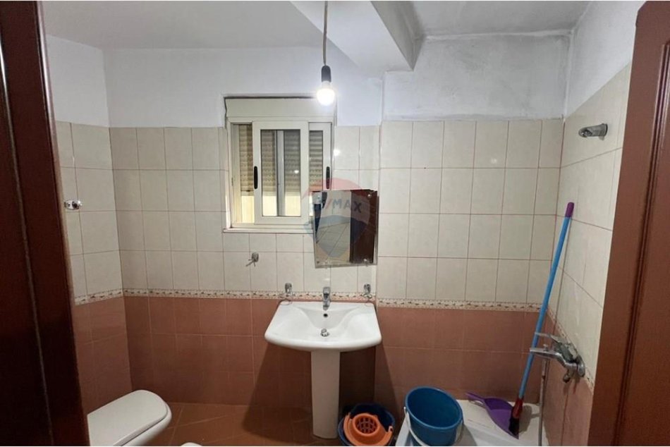 Tirane, shitet apartament 1+1 Kati 4, 86 m² (Rruga Shefqet Kuka, Tiranë (ID: 530261057-300)