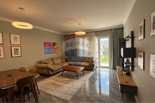 Tirane, jepet me qera 2+1 , 120 m² 1.400 € (Rr. e Vilave)