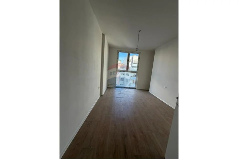 Tirane, shitet apartament 1+1 Kati 5, 68 m² 110.000 € (Bulevardi Kashar, Tiranë(ID: 530491004-188)