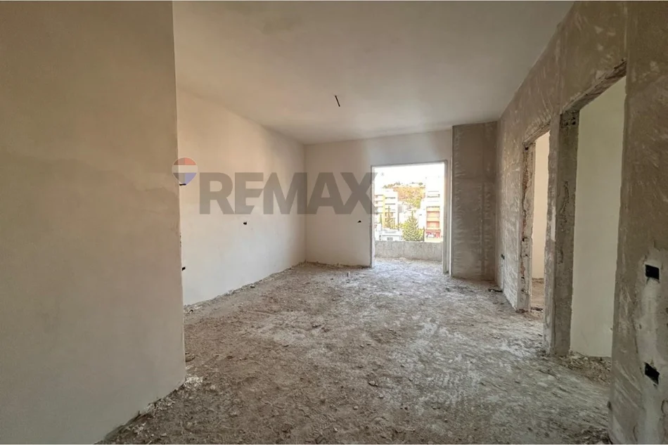 Vlore, shitet apartament 2+1 Kati 5, 104 m² 125.000 € (Rruga Gjergj Kastrioti (Transballkanike), Vlorë)