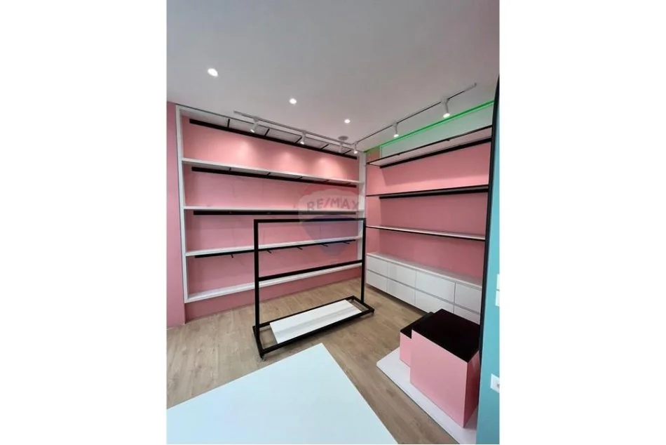 Tirane, shitet dyqan Kati 0, 25 m² 48.000 € (Rruga e Thesarit, Fresk, Tiranë(ID: 530551001-287)