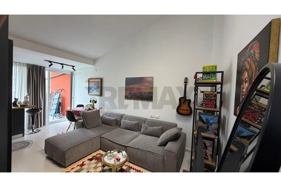 Tirane, shitet apartament 1+1 , 64 m² 99.000 € (Fresk)