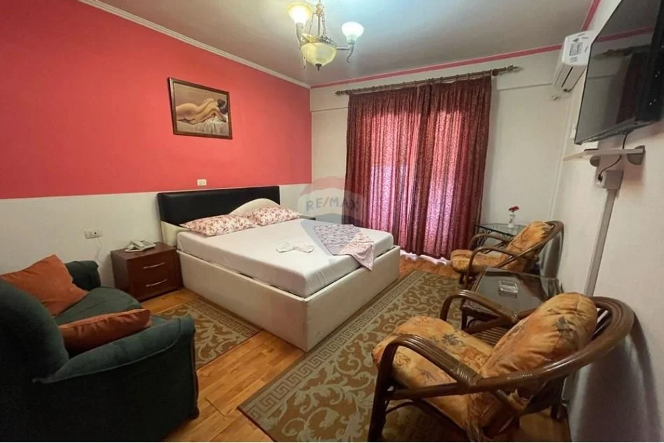 Kombinat, shitet hotel , 450.000 Euro (ID: 530191072-2)