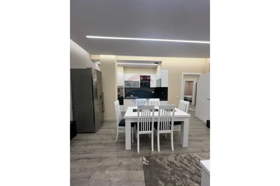 Tirane, jepet me qera apartament 3+1 Kati 1, 134 m² 900 € (Fiori Di Bosco, Tiranë(ID: 530411012-198))