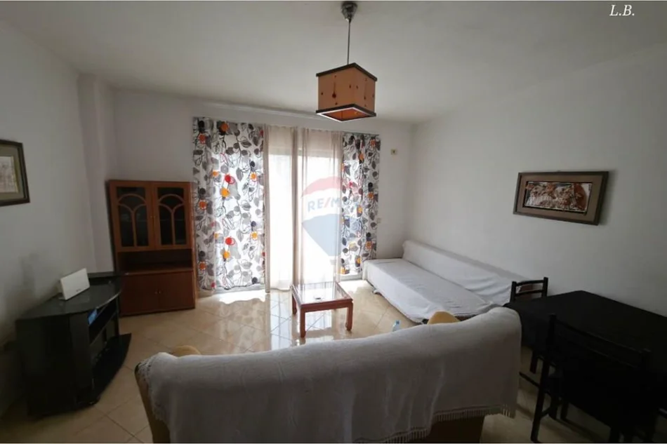 Tirane, shitet apartament 1+1 Kati 5, 78 m² (Kristal)