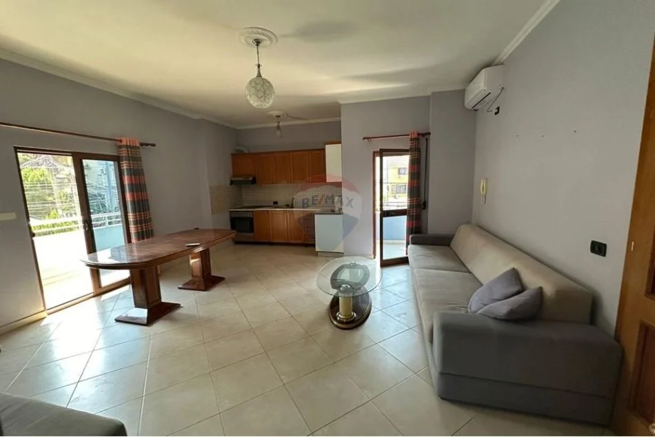 Tirane, jepet me qera apartament 2+1 Kati 1, 75 m² 650 € (Qyteti Studenti, Tiranë)