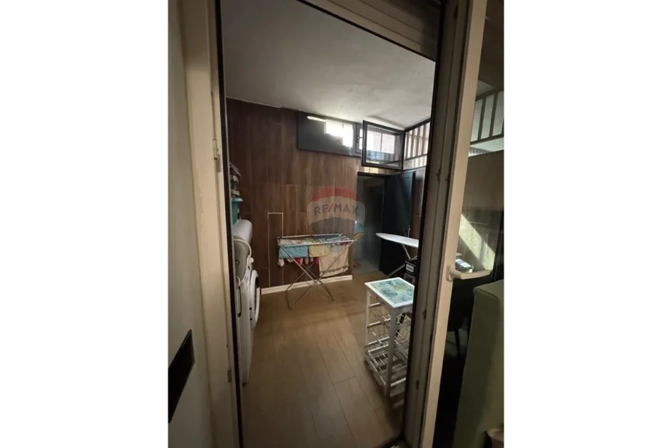 Tirane, jepet me qera apartament 1+1 Kati 0, 60 m² 550 € 