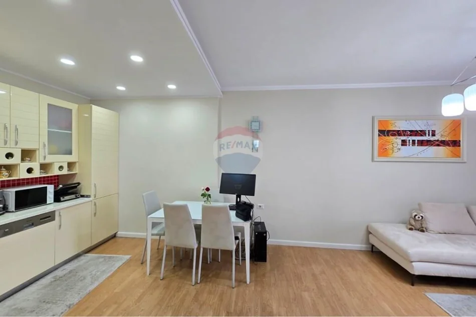 Tirane, shitet apartament , 110 m² 360.001 € 