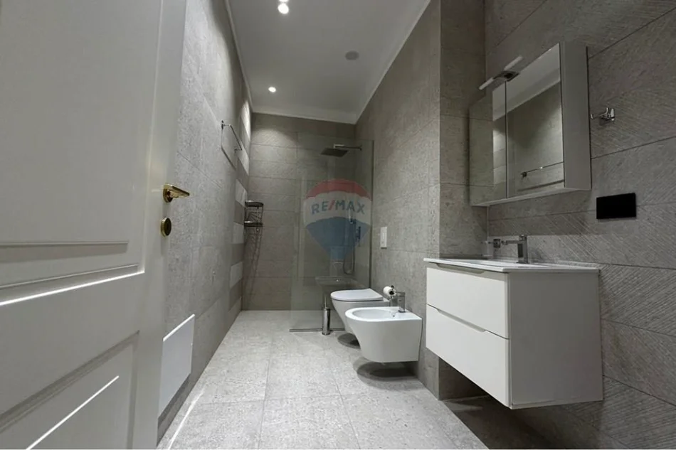 Tirane, jepet me qera apartament , 76 m² 1.400 € 